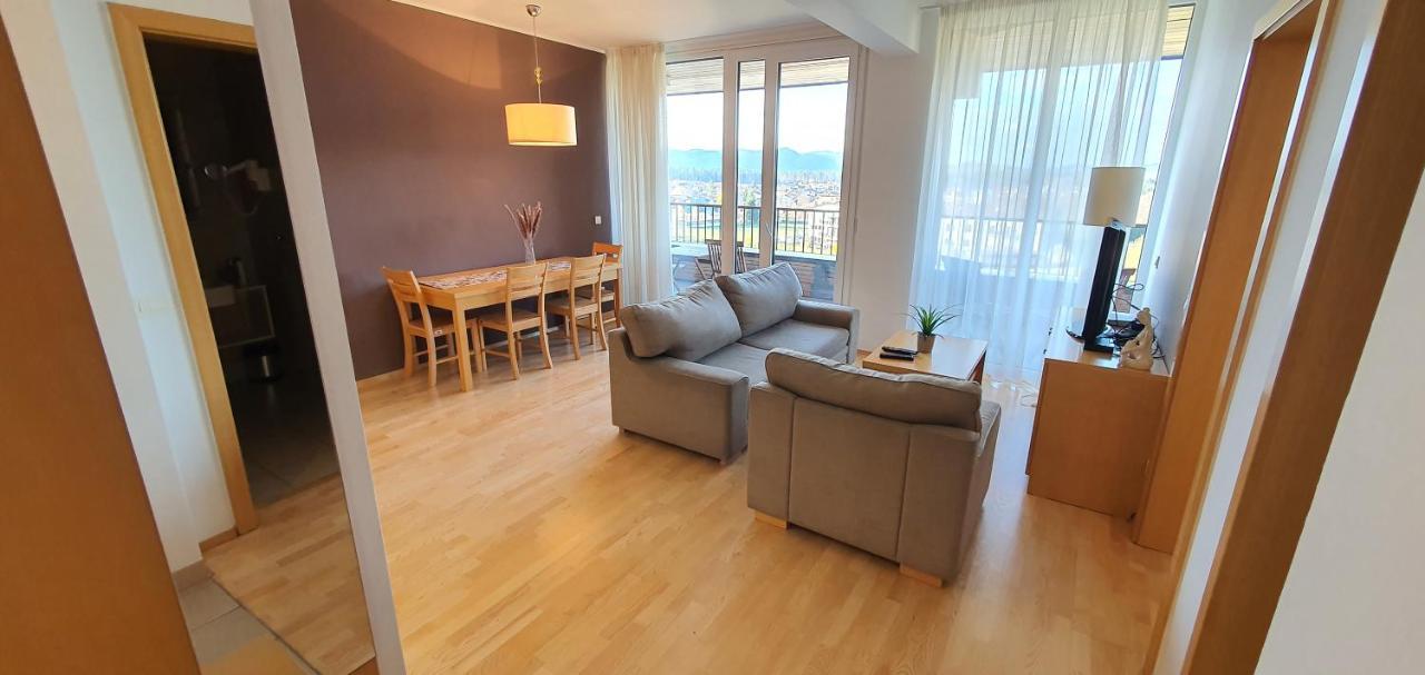 Mari 14 Apartment มาริบอร์ ภายนอก รูปภาพ