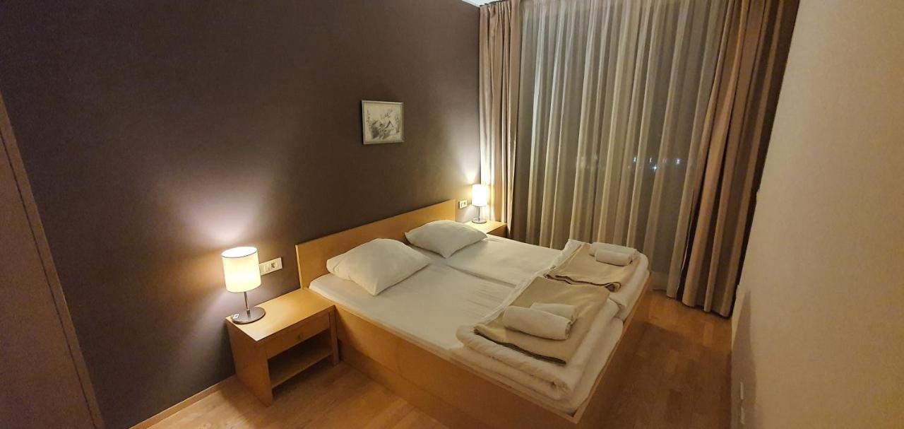 Mari 14 Apartment มาริบอร์ ภายนอก รูปภาพ